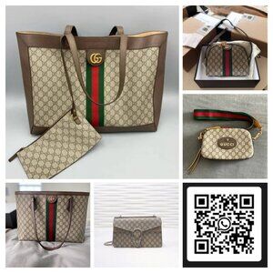 Ophidia soft tote with pouch    17.5Wx13Hx6D